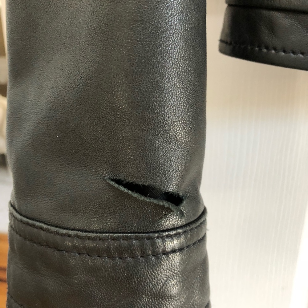 Leather jacket - Picture 4 of 5